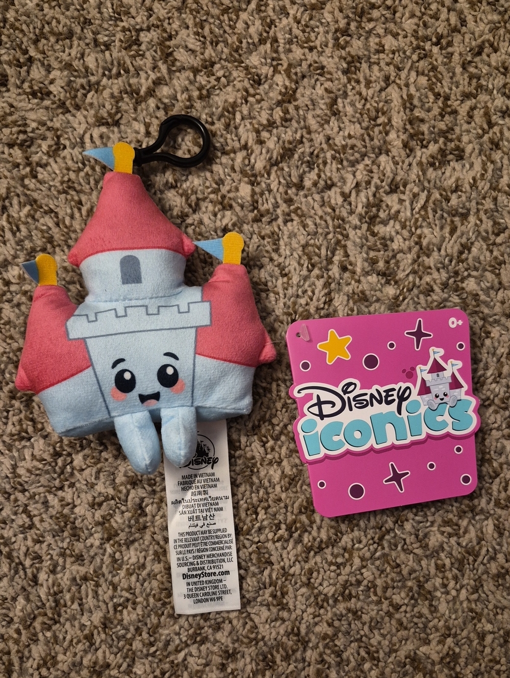 D23 Expo 2026 Exclusive - Disney Iconics Sleeping Beauty Castle Keychain
